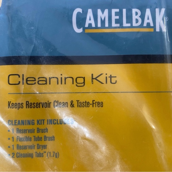 NWT Sealed Camelbak Cleaning Kit W/2 Cleaning Tablets Bladder Cleaning - Picture 6 of 8